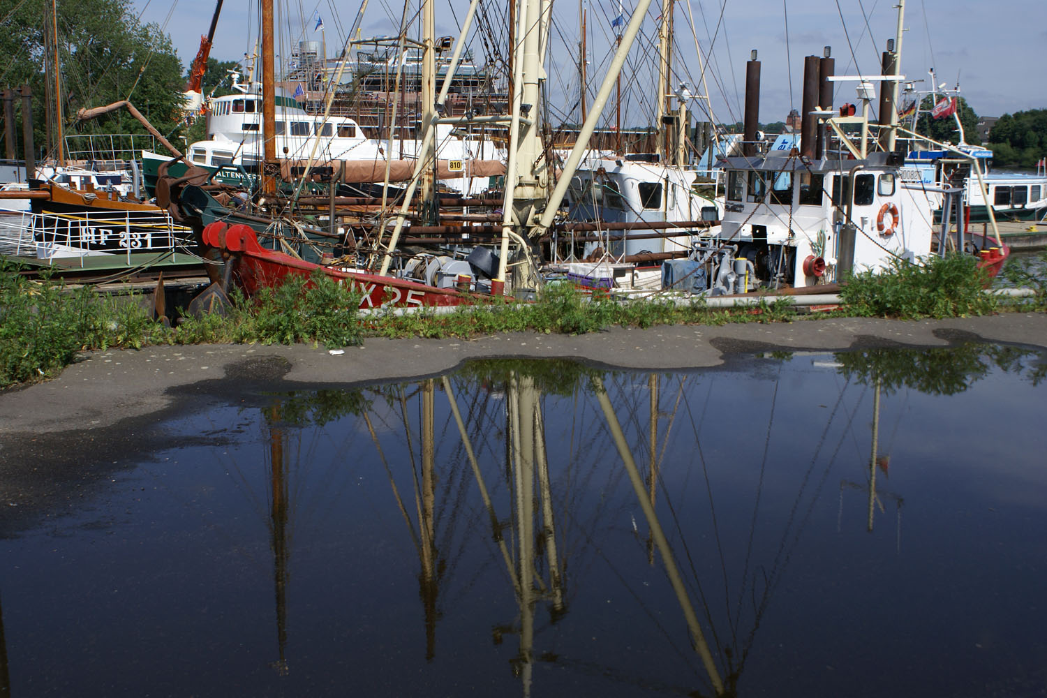Finkenwerder Traditionsschiffe Hafen  - 4